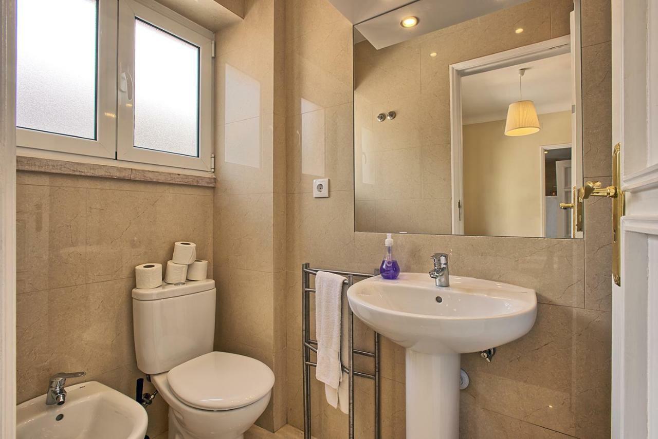 Almirante 3-Four Bedrooms Lisboa Екстериор снимка